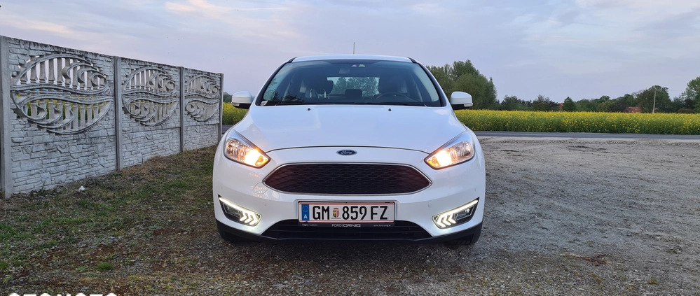 Ford Focus cena 31900 przebieg: 136500, rok produkcji 2016 z Paczków małe 137